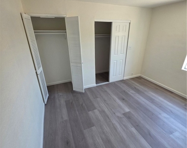 7915 Juniper - Photo Thumbnail 10