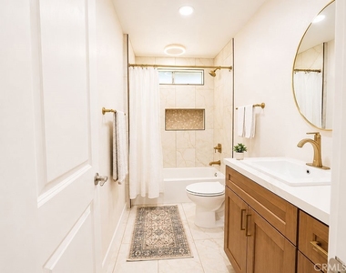1404 Highridge Street - Photo Thumbnail 14