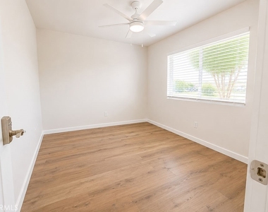 1404 Highridge Street - Photo Thumbnail 23