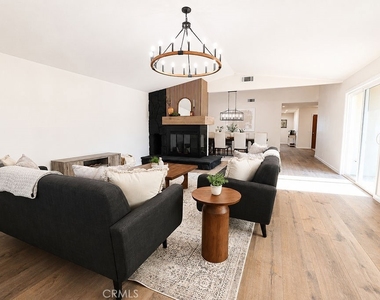 1404 Highridge Street - Photo Thumbnail 4