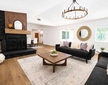 1404 Highridge Street - Photo Thumbnail 1
