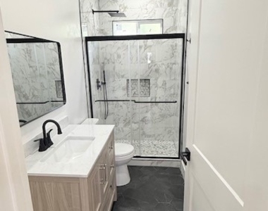 5646 Andasol Avenue - Photo Thumbnail 5