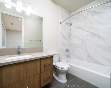798 N Amelia Avenue - Photo Thumbnail 16