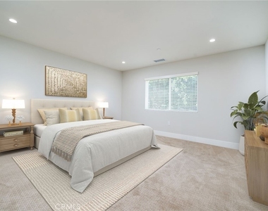 798 N Amelia Avenue - Photo Thumbnail 18