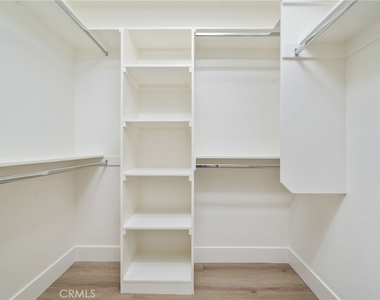798 N Amelia Avenue - Photo Thumbnail 17