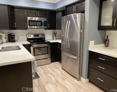 12584 Atwood Court - Photo Thumbnail 6