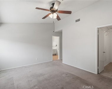273 Monroe Court - Photo Thumbnail 12