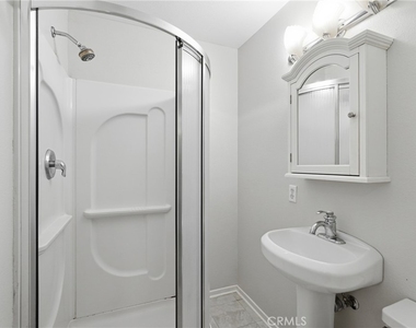 273 Monroe Court - Photo Thumbnail 10