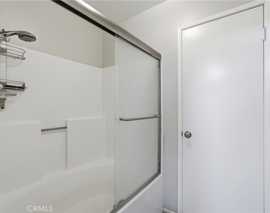273 Monroe Court - Photo Thumbnail 15