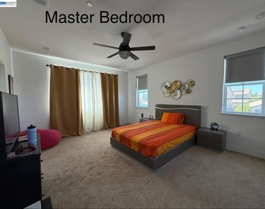 1509 Adelsheim Ave - Photo Thumbnail 8