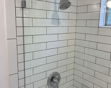 7924 Clinton Street - Photo Thumbnail 7