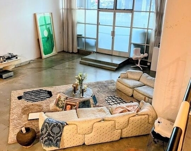 530 Molino Street - Photo Thumbnail 15