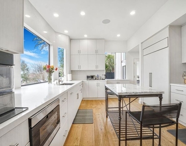 3485 Ridgeford Drive - Photo Thumbnail 13