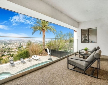 3485 Ridgeford Drive - Photo Thumbnail 3