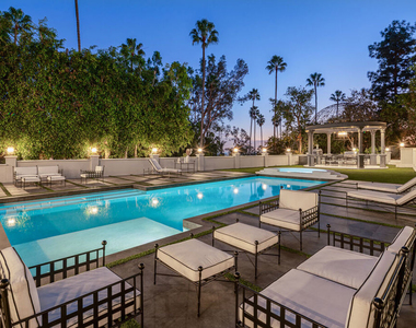 402 Doheny Road - Photo Thumbnail 1