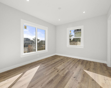 5465 S Victoria Avenue - Photo Thumbnail 19