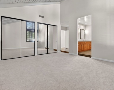 1331 Avenida De Cortez - Photo Thumbnail 24