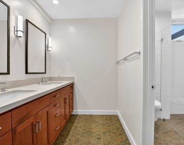 1331 Avenida De Cortez - Photo Thumbnail 25