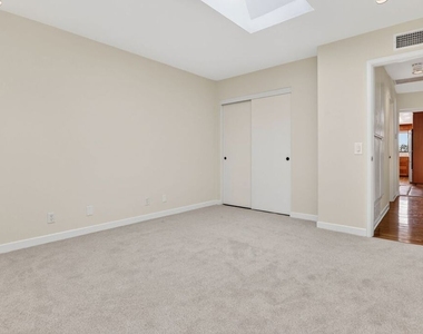 1331 Avenida De Cortez - Photo Thumbnail 28