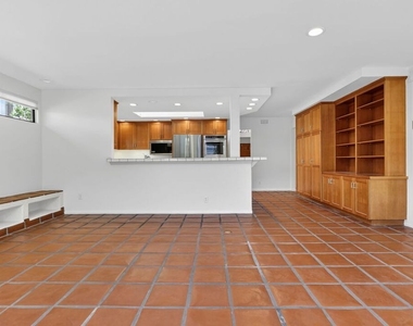1331 Avenida De Cortez - Photo Thumbnail 16