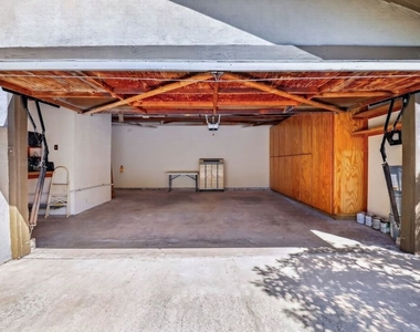 1331 Avenida De Cortez - Photo Thumbnail 36