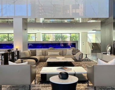 11750 Wilshire Boulevard - Photo Thumbnail 27