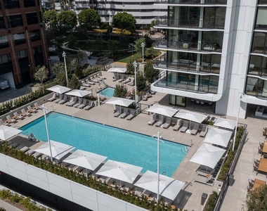 11750 Wilshire Boulevard - Photo Thumbnail 28