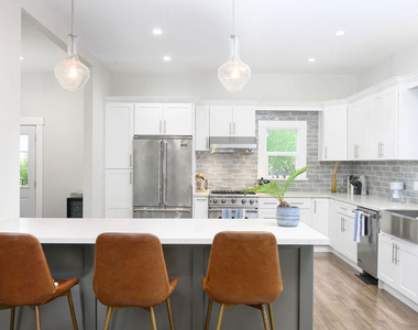 1319 12th Avenue - Photo Thumbnail 4