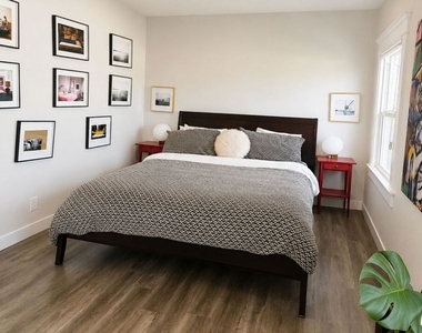 1319 12th Avenue - Photo Thumbnail 14