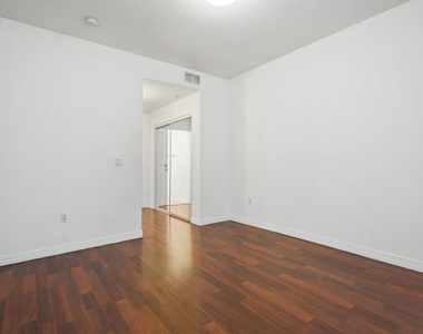 100 S Alameda Street - Photo Thumbnail 18