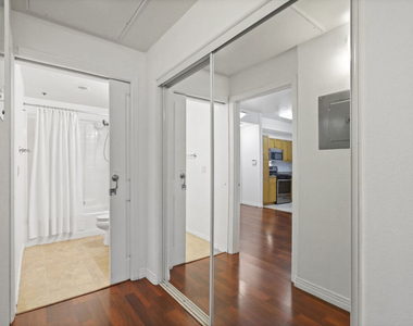 100 S Alameda Street - Photo Thumbnail 19