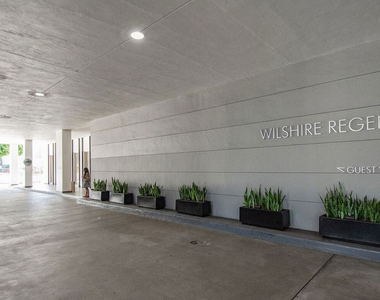 10501 Wilshire Boulevard - Photo Thumbnail 22