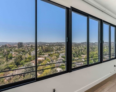 10501 Wilshire Boulevard - Photo Thumbnail 6