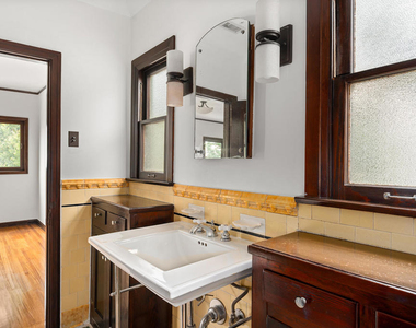 407 N Orange Drive - Photo Thumbnail 20