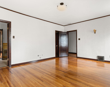 407 N Orange Drive - Photo Thumbnail 8