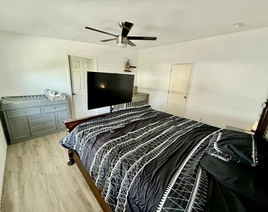 64173 Thomas Avenue - Photo Thumbnail 15