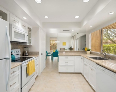 73561 Dalea Lane - Photo Thumbnail 17