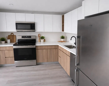 77 Commerical st - Photo Thumbnail 2