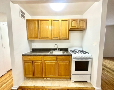 9303 Shore Road - Photo Thumbnail 7