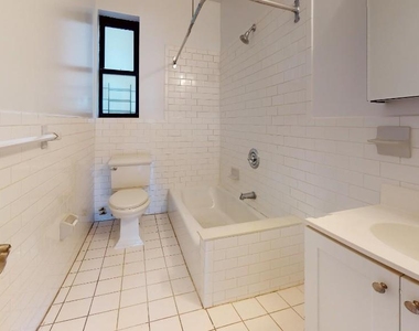 West 171st Street - Photo Thumbnail 7
