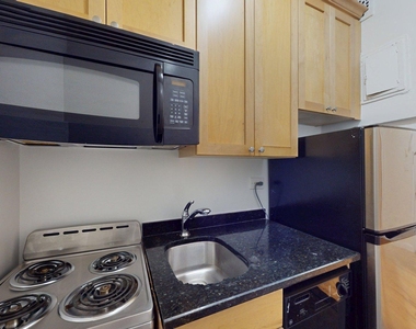 West 73rd Street - Photo Thumbnail 1