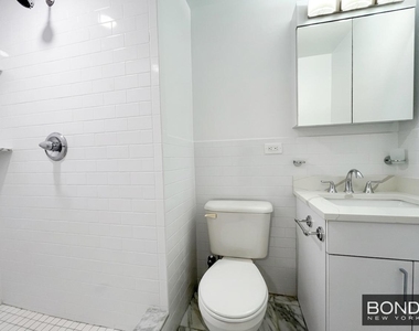 East 69th Street - Photo Thumbnail 1