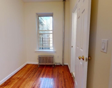 West 143 Street - Photo Thumbnail 15
