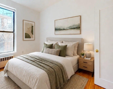 West 83 Street - Photo Thumbnail 9