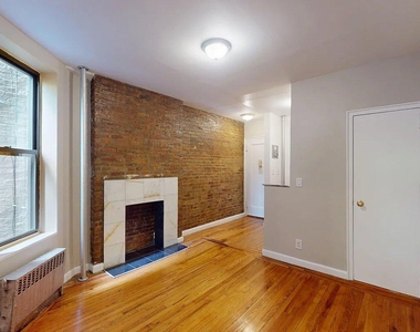 West 83 Street - Photo Thumbnail 1