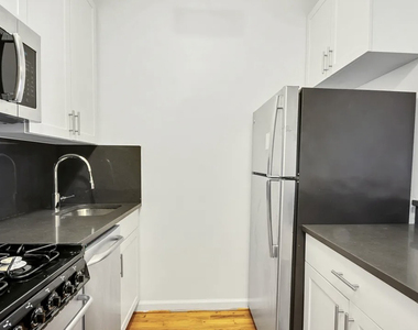 1167 2nd Avenue - Photo Thumbnail 4