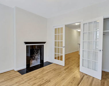 1167 2nd Avenue - Photo Thumbnail 2