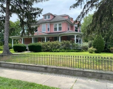 173 Sea Cliff Avenue - Photo Thumbnail 3
