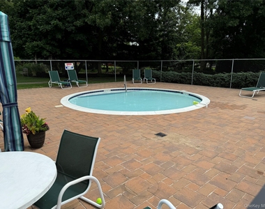 261 Pond View Ln - Photo Thumbnail 19