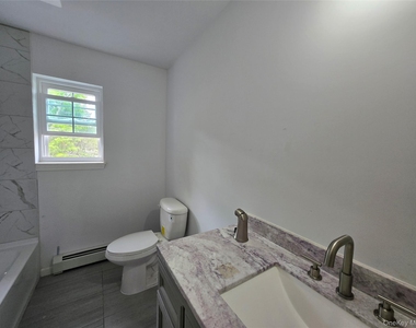 54 Madison Avenue - Photo Thumbnail 17
